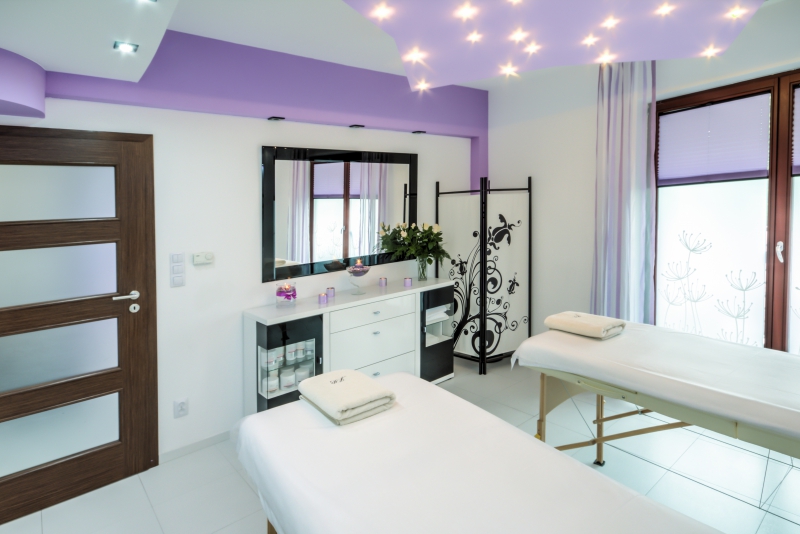 esthetique-ANTIBES-min_reception-5078879